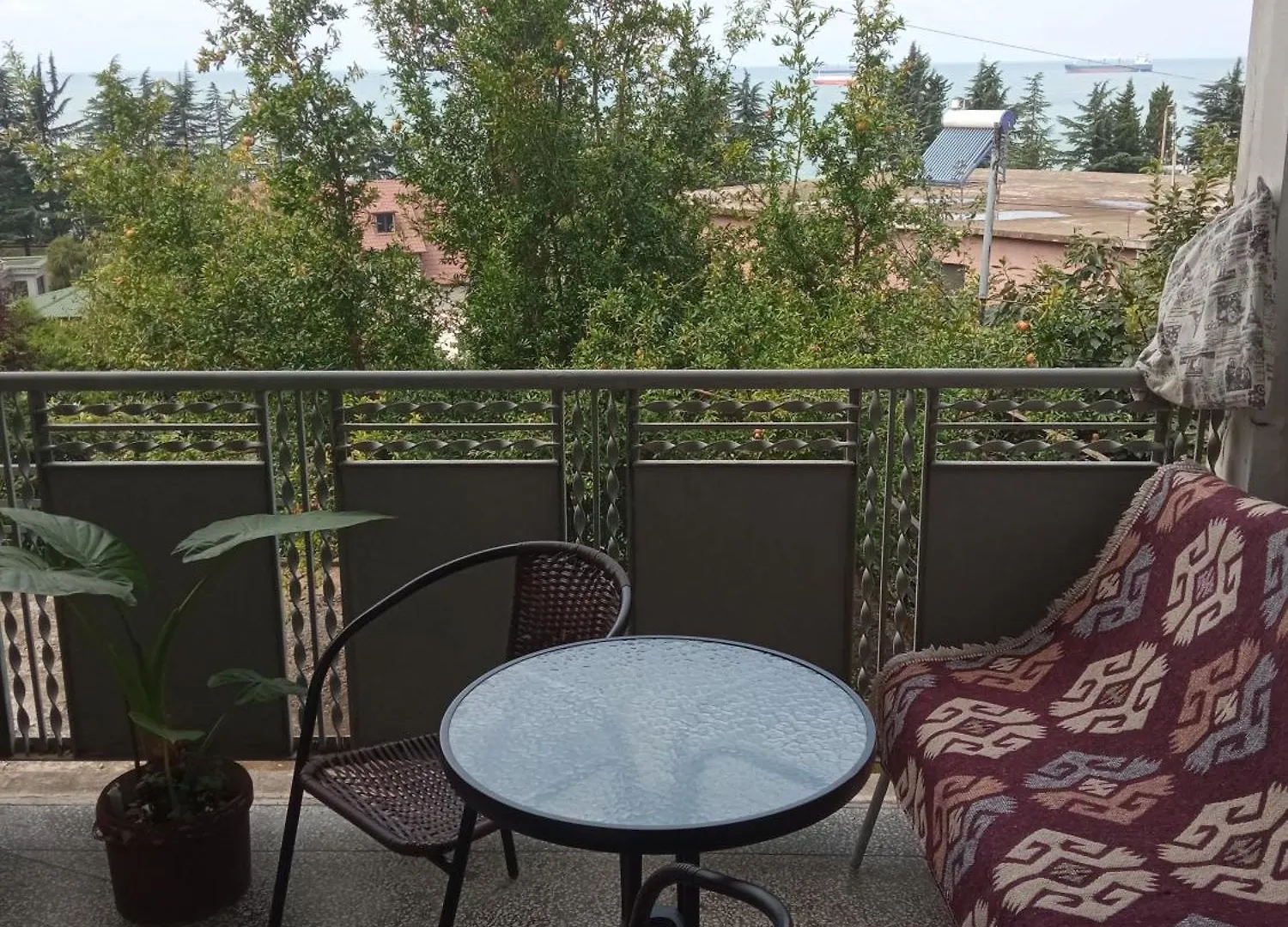 Sea-Gardens - Family Guest House Batumi 0*,  Geórgia