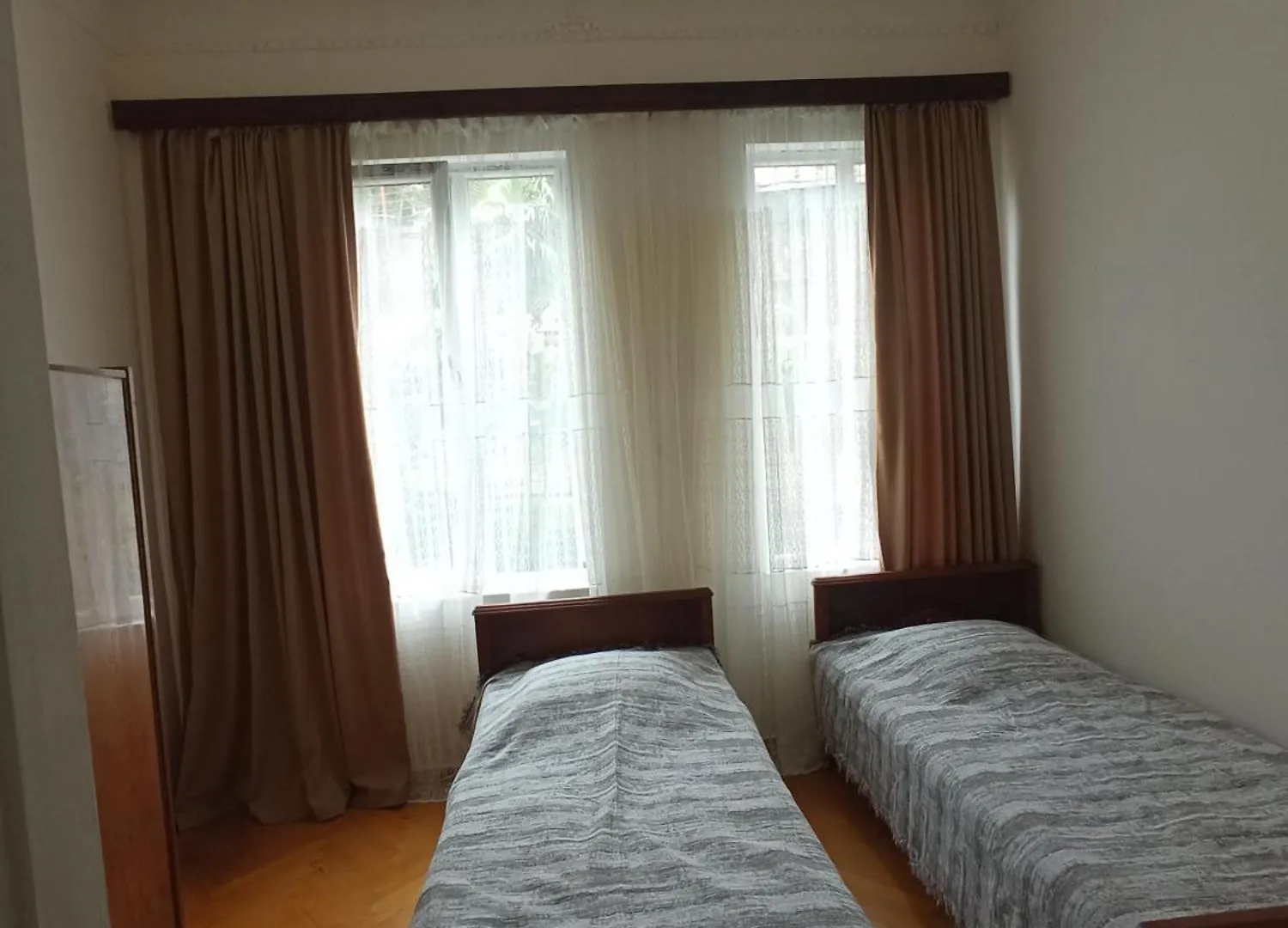 Sea-Gardens - Family Guest House Batumi 0*,
