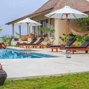 Sunhouse, Mandala Village , Улувату Индонезия